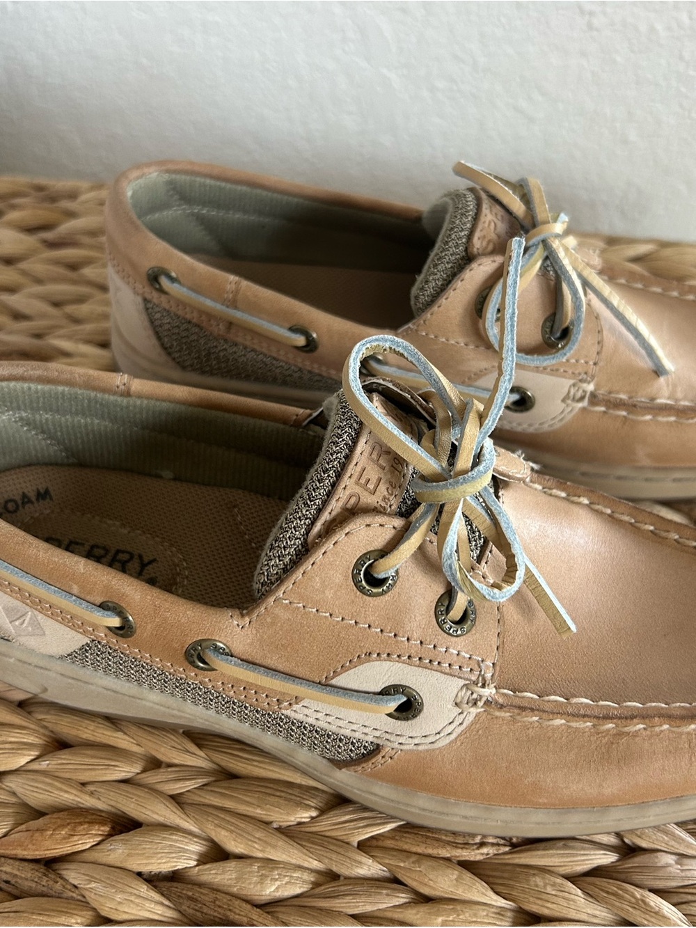 Sperry Women’s Light Tan Leather Boat Shoes with Blue-Trim Laces
